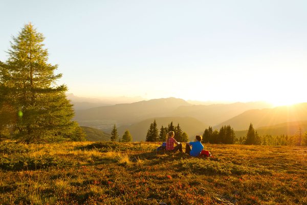 Herbstlicht auf der Gerlitzen. Grenzenlos wandern am Alpe-Adria-Trail