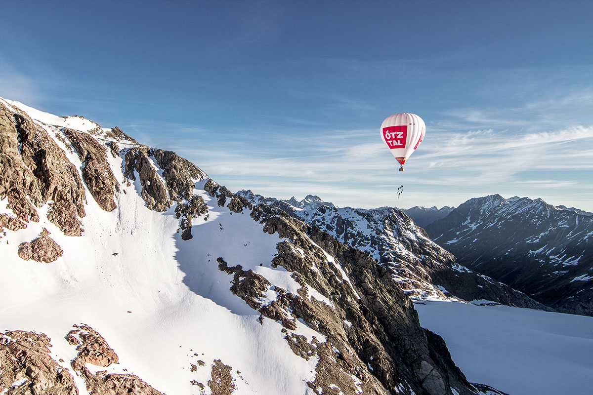 Balloonskiing Heimschnee. „Balloonskiing ist ein riesiges Abenteuer.“, Andreas Gumpenberger, Freerider