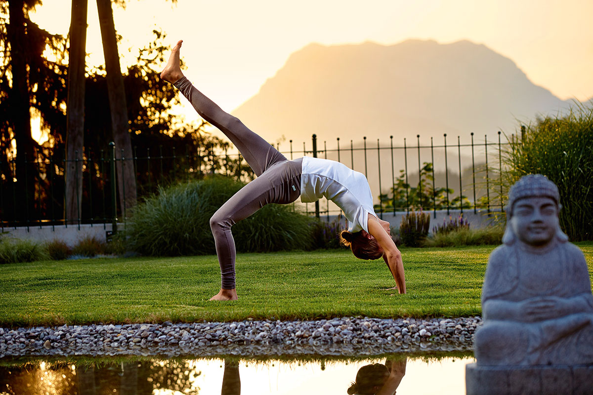 Yoga – Lotus in den Alpen. Sonnhof