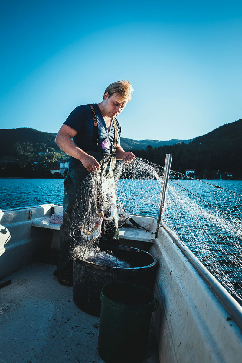 Naturburschen – Früh übt sich. Tegernsee Fischer und Jäger