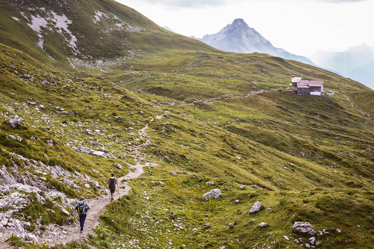 Warth-Schröcken – Alpines Wandern zu imposanten Felsriesen
