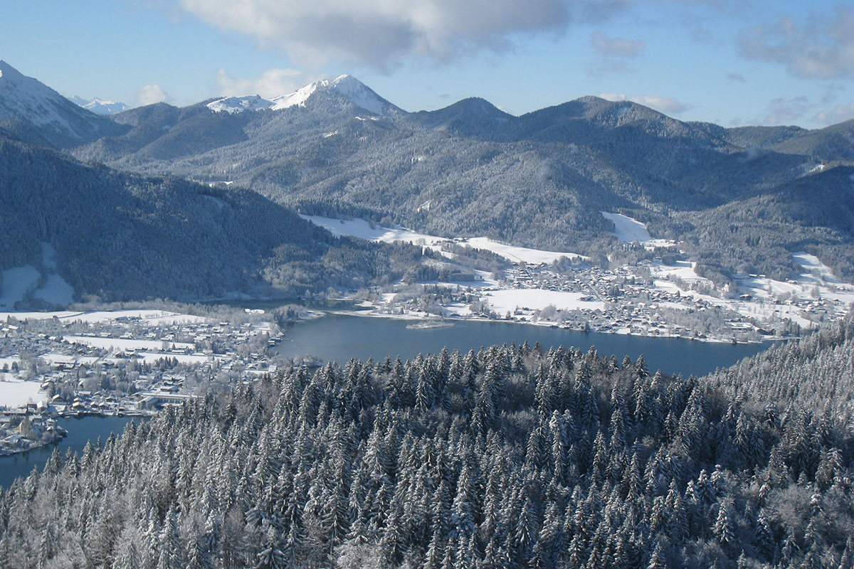 Aufi geht’s! Schneeschuhwandern am Tegernsee