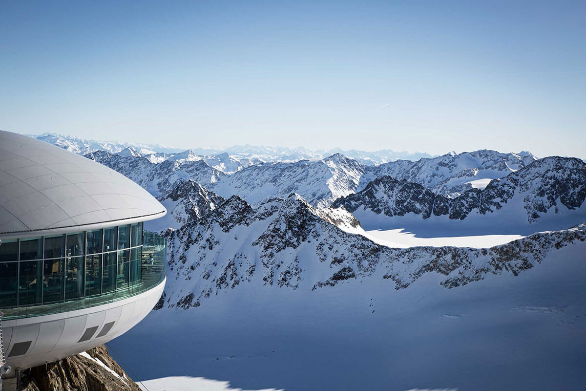 Vier Tiroler und ihre Berufe im Winter