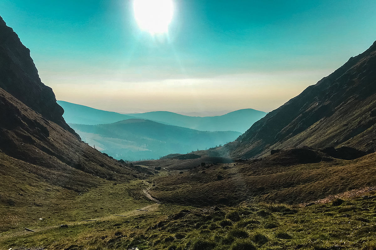 Ein wunderschöner Sonnenaufgang in den Nockbergen. Nockberge Osttirol Falkert Sonntagstal