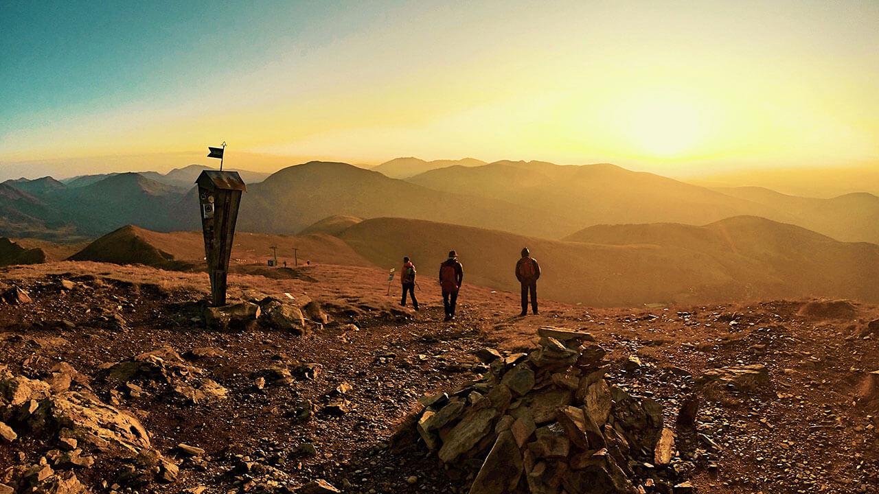 Ein wunderschöner Sonnenaufgang in den Nockbergen. Nockberge Osttirol Falkert