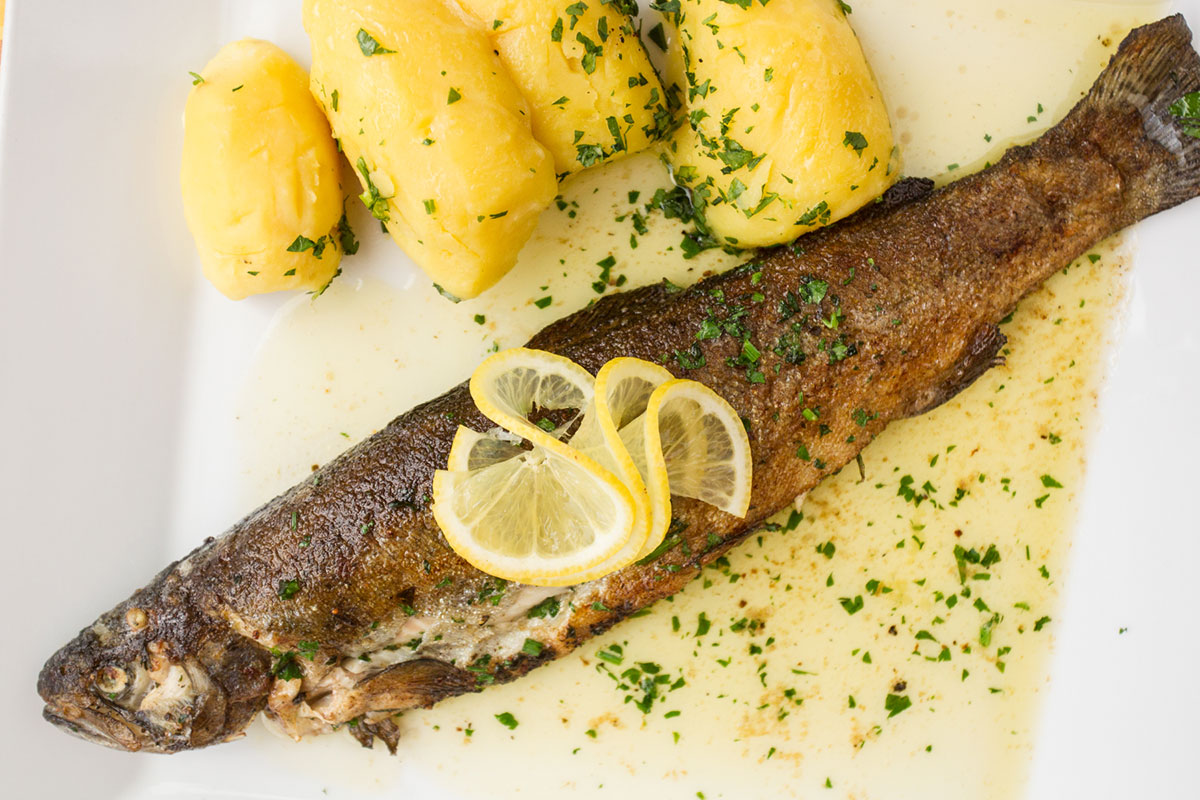 Das Gasthaus „Großvenediger“ ist bekannt für seine Wild- und Fischspezialitäten. © Erwin Haiden