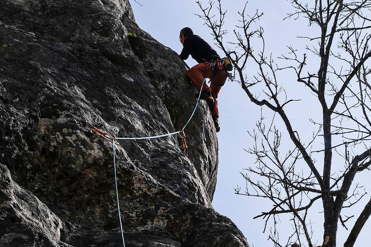 Klettern im malerischen Altmühltal bei Prunn