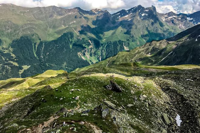 Zirbenwälder, Bergseen und alpines Flair – das bietet die Lampsenspitze mit 2876 Metern in den Stubaier Alpen. Ein Eldorado für Bergliebhaber mit Ambitionen