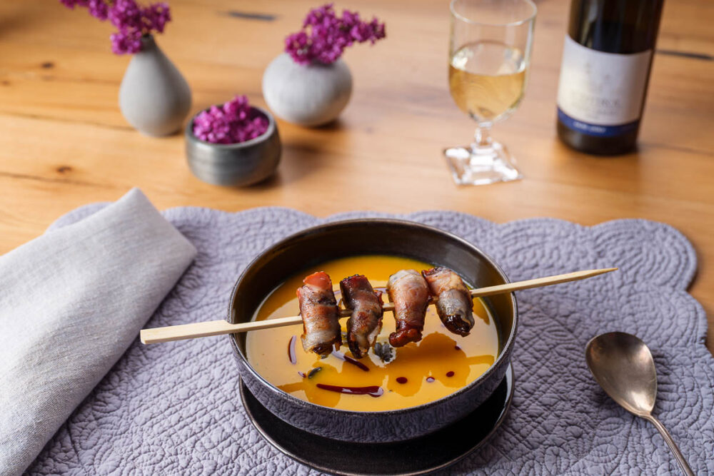 Rezept Kürbiscremesuppe mit Speckpflaumen