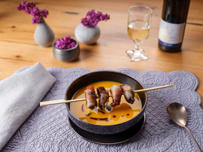 Rezept Kürbiscremesuppe mit Speckpflaumen