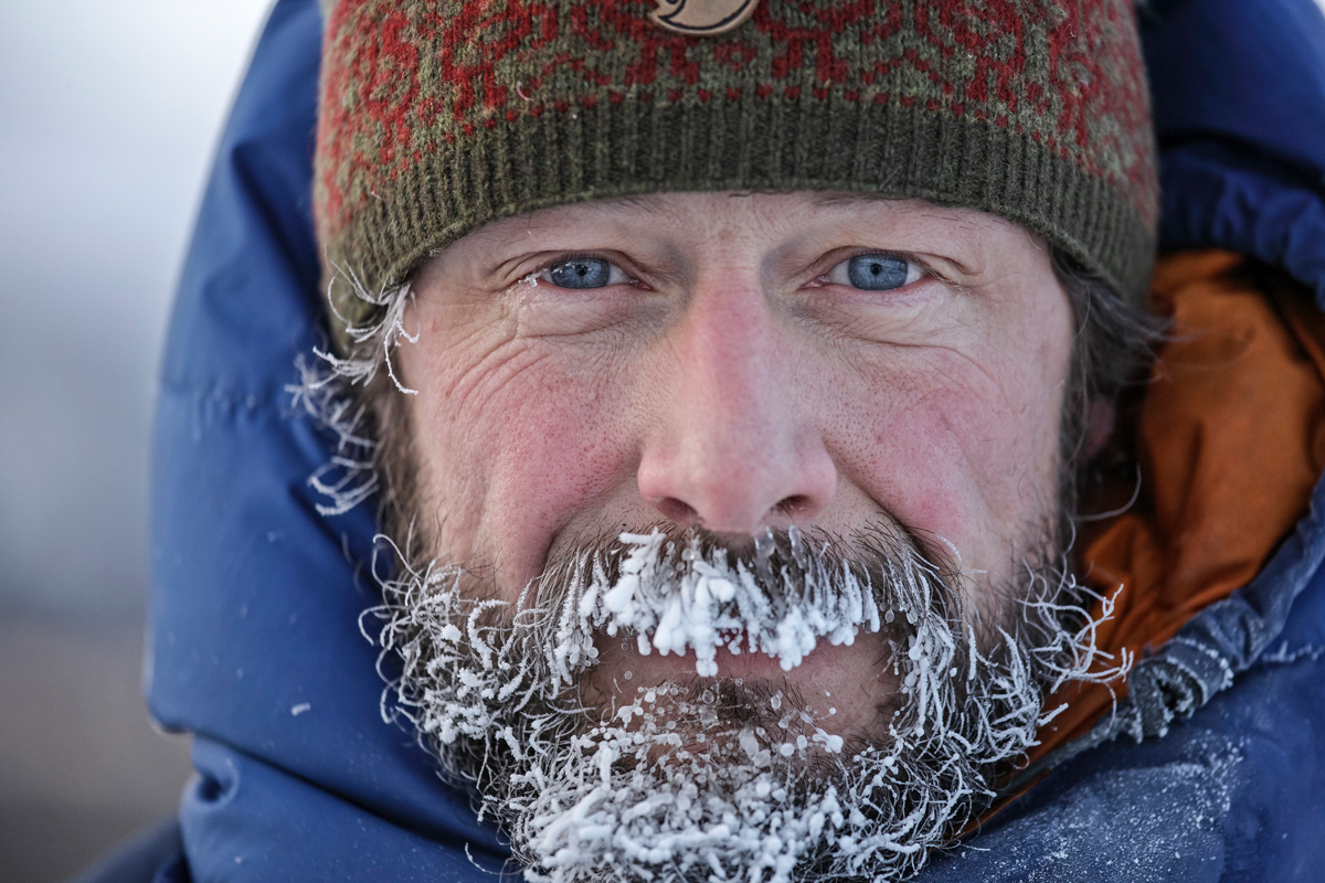 Bernd Römmelt: Maskenzauber und Dämonentanz Alpenbräuche zwischen Mystik und Tradition