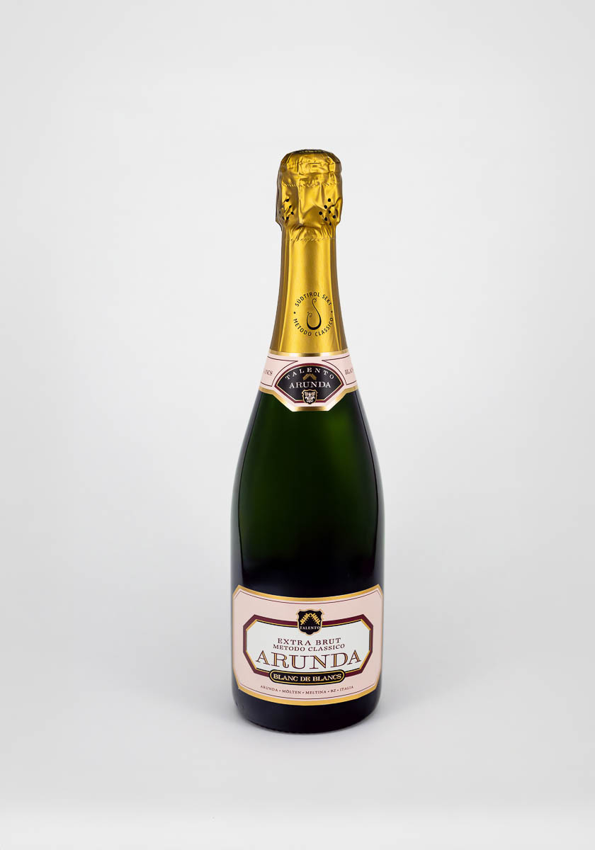 Flasche Arunda Blanc de Blancs Südtiroler Sekt mit goldener Kapsel